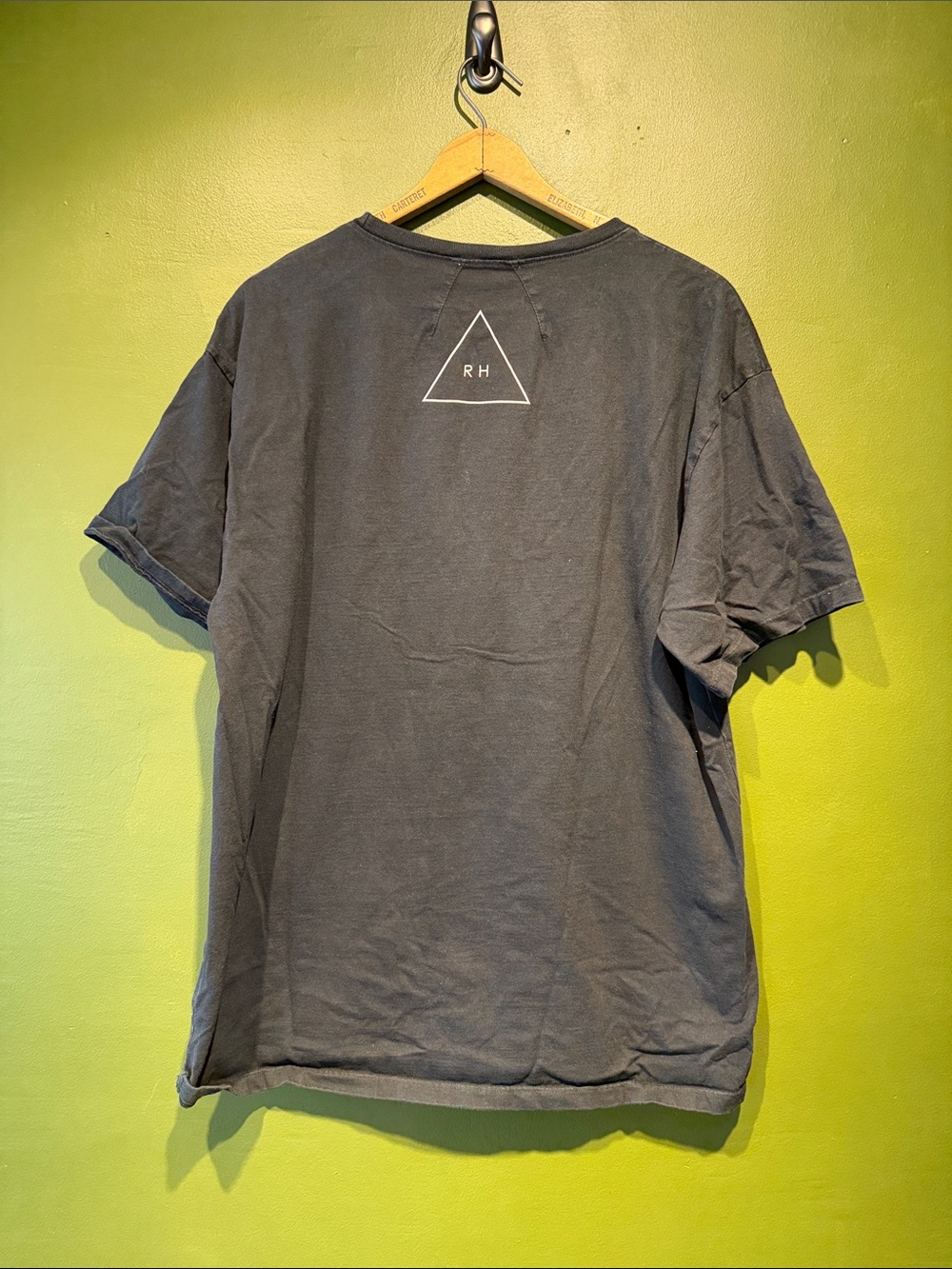 Rhude Black T-Shirt with White Cobra Graphic - Picture 6 of 6